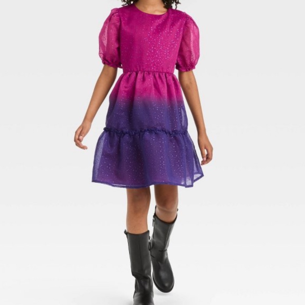 Short-sleeve sparkle dress